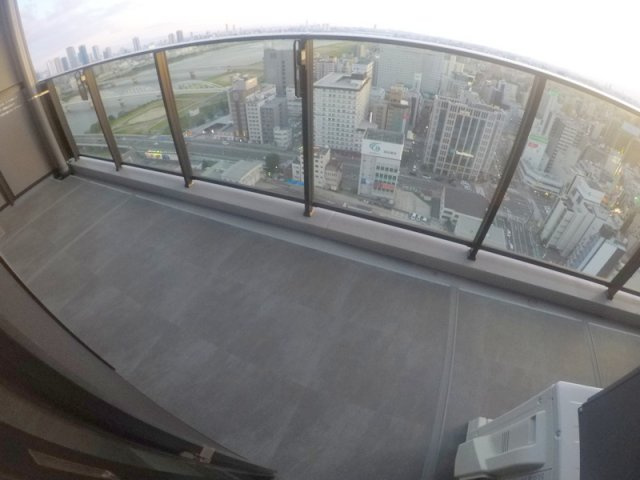 【バルコニー】 | ジオタワー大阪十三