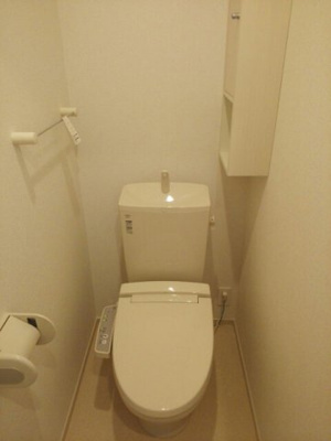 【トイレ】 | アルコバレーノ　Ｄ | トイレです