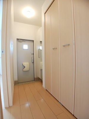 【玄関】 | アヴァンツァート | 落ち着いた玄関です