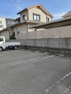 【駐車場】 | グラン・ポシビリテ　Ⅱ | 駐車場完備です