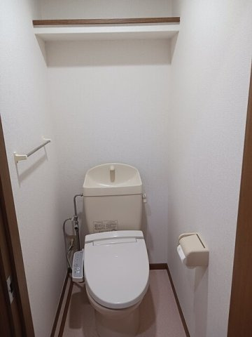 【トイレ】 | アズゥ－ル | コンパクトで使いやすいトイレです