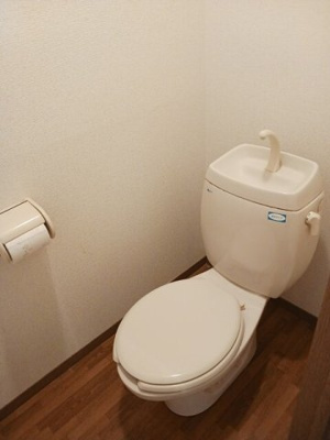 【トイレ】 | プロムナード菖蒲Ⅱ | コンパクトで使いやすいトイレです