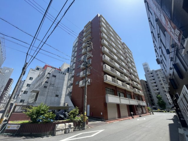 新栄シティハイツの外観