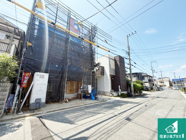 藤井寺市川北　第2期　新築一戸建ての前面道路含む現地写真|現在建築中！落ち着いた街並みで新生活を始めることが出来そう！周辺の物件も併せてご紹介させて頂きます！