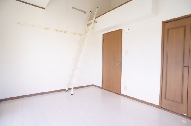 未貴ハイムＡ棟の洋室|同タイプのお部屋となります。