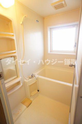 未貴ハイムＡ棟の浴室|同タイプのお部屋となります。