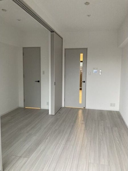 S-RESIDENCE烏森aureate(オリート)キャンペーン中の居間・リビング
