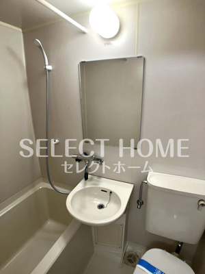 【洗面所】 | オレンジハウス | ゆったりとスペースのある洗面所