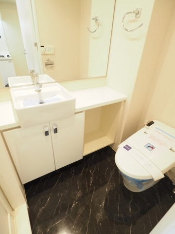 新品家具付きマンション高輪16(KaGood東京)の洗面所