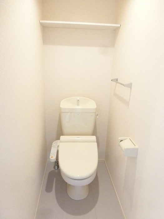 グランソレイユ　Eのトイレ