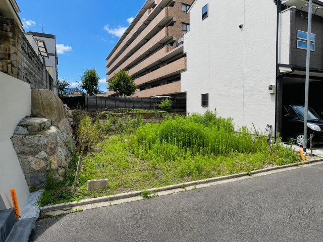 新町十二丁目　建築条件無土地