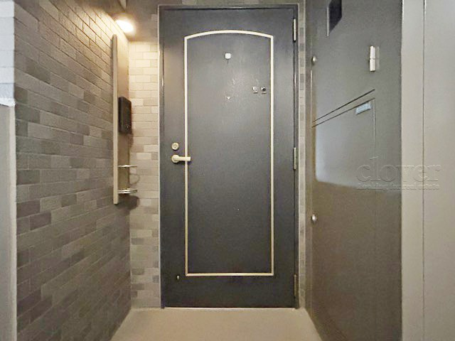 【その他共用部分】 | ライオンズガーデン小竹向原 | 皆様をお迎えする、お部屋の玄関ドア。開けやすさや開放角度、ドアノブの操作しやすさや鍵の形状などを、現地で一度ご確認ください。～即日のご見学可能～　お問合せはお気軽にどうぞ。