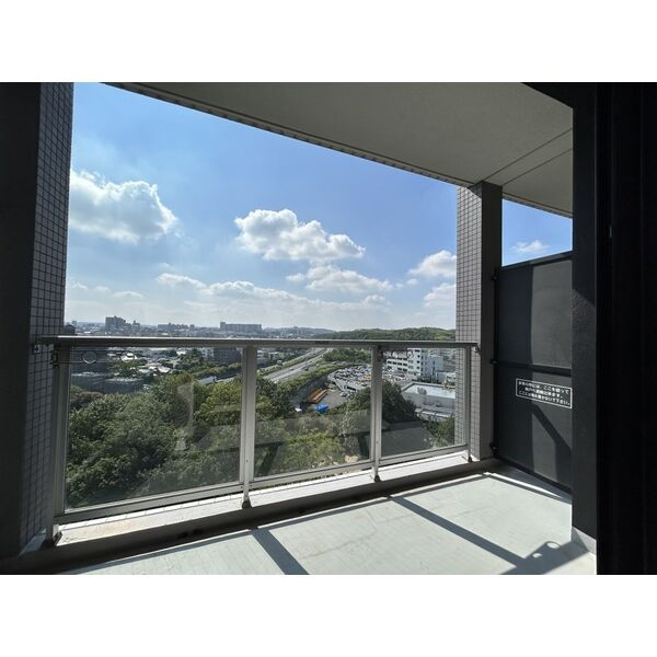 Conde藤が丘のバルコニー|別部屋写真