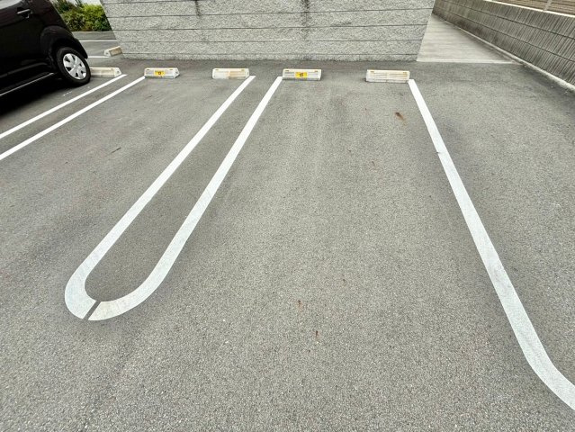 シャーメゾン　フルールの駐車場