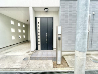 【玄関】 | 豊中市庄内宝町２丁目中古戸建 | 物件購入の段取りを知りたいお客様には、「ご検討からご契約までの一連の流れ」をお伝えさせて頂きます。初めて物件購入を検討された方は、ぜひご参考になさって下さい。