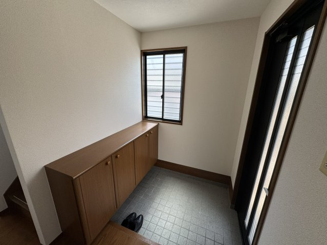 和歌山市六十谷・中古戸建・116850の玄関