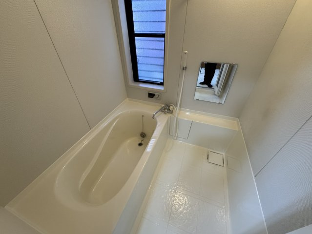 和歌山市六十谷・中古戸建・116850の浴室
