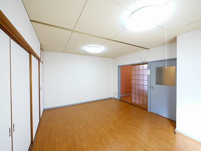 木村マンションの居間・リビング|おしゃれな居間です