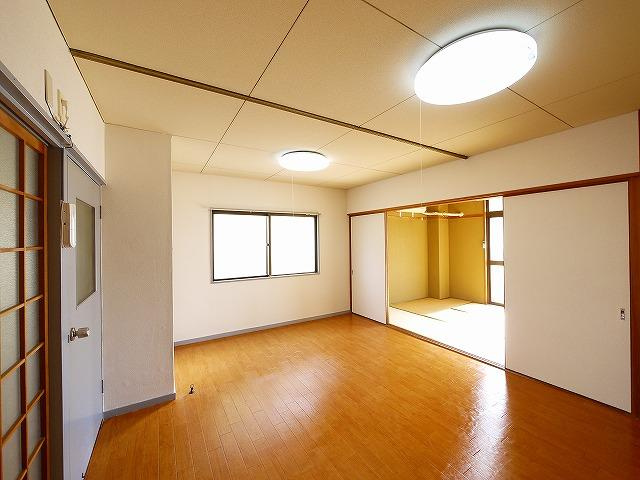 木村マンションの居間・リビング|おしゃれな居間です