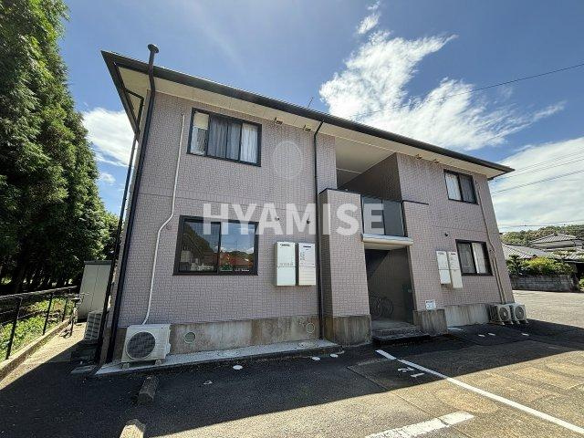 ローズ久山B棟の外観