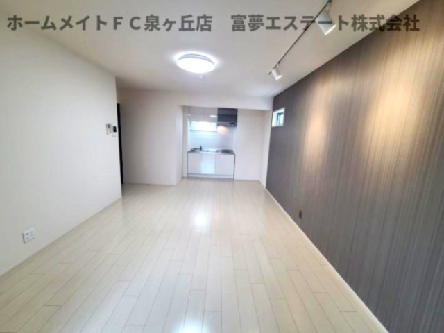 【居間・リビング】 | フジレジデンス | ※イメージ　同物件別号室の写真