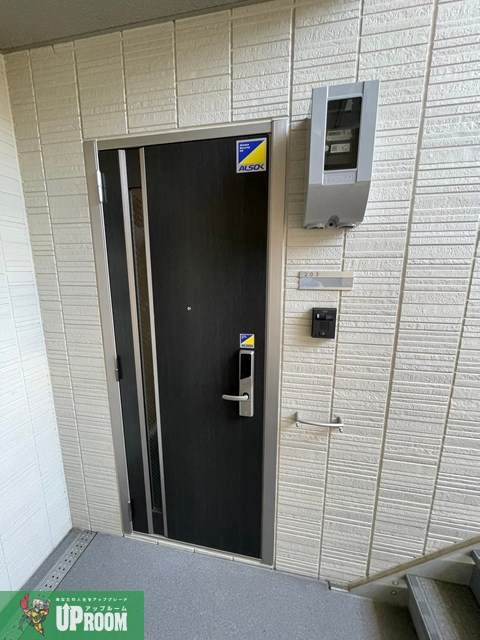 ヴィラ ウィステリアの玄関