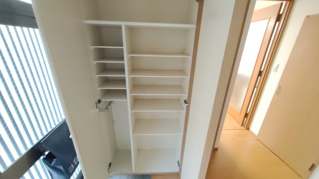 神戸市灘区上河原通３丁目戸建の収納
