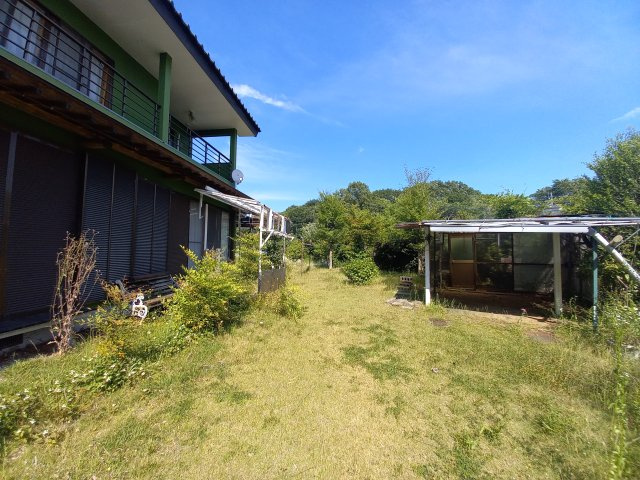 那須烏山市中古戸建の庭|見晴らしのよいお庭です
