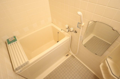 【浴室】 | スターヴァレイⅡ | ※同建物ほかのお部屋の写真です。