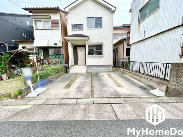 守山区脇田町の駐車場|ゆったりとした広さがあるのでファミリーカー等の車の出入れも楽にできます