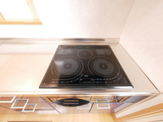 【キッチン】 | 笛吹市石和町今井 平成16年築 オール電化中古戸建 車4台 | IHクッキングヒーター