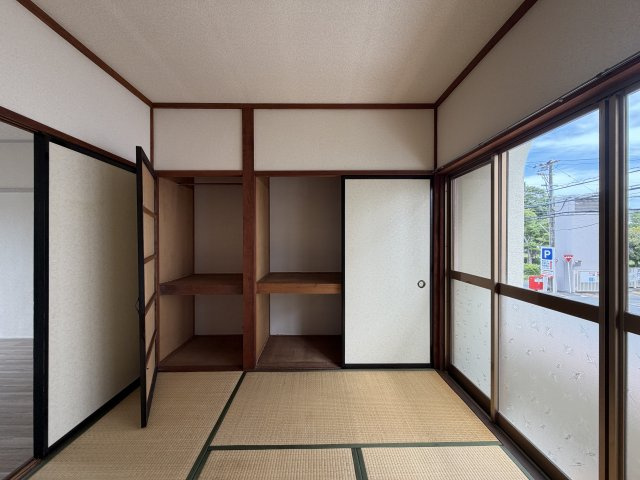 西伊場町住居付貸店舗の収納