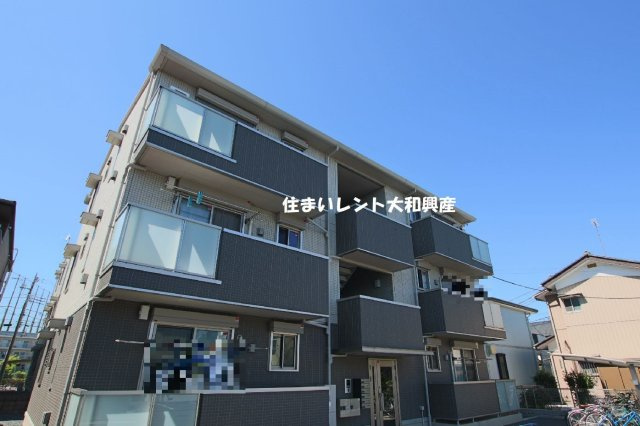 ブライトガーデン新磯野２の外観