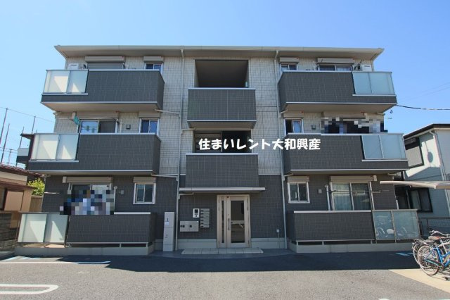 ブライトガーデン新磯野２の外観