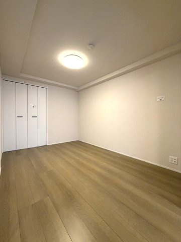 ライオンズマンション旭ケ丘の洋室