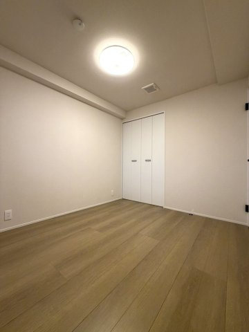 ライオンズマンション旭ケ丘の洋室