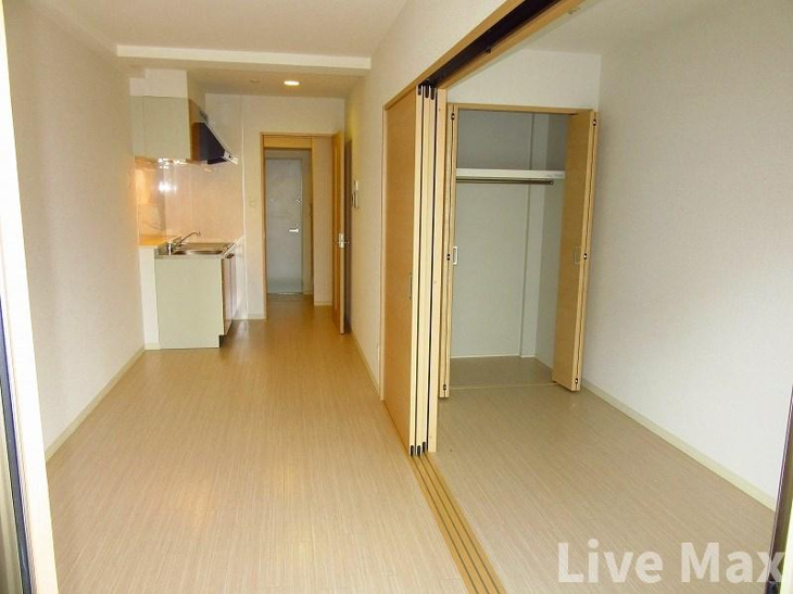 【居間・リビング】イグレック南本町 