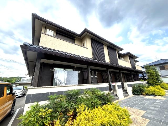 Newdorf(ﾆｭｰﾄﾞﾙﾌ)弐番館