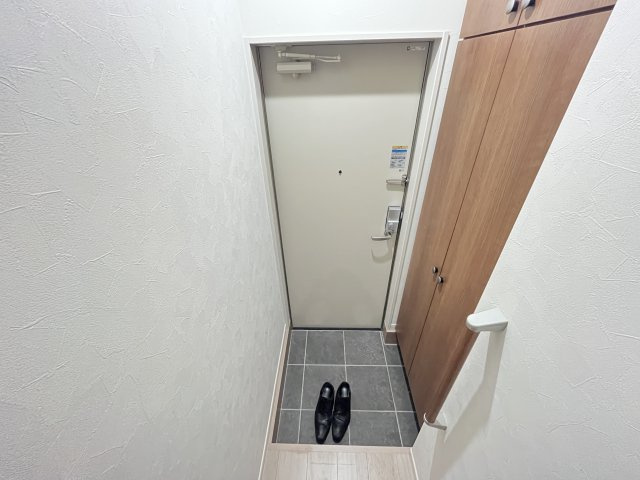 サンライズ柏明原の玄関