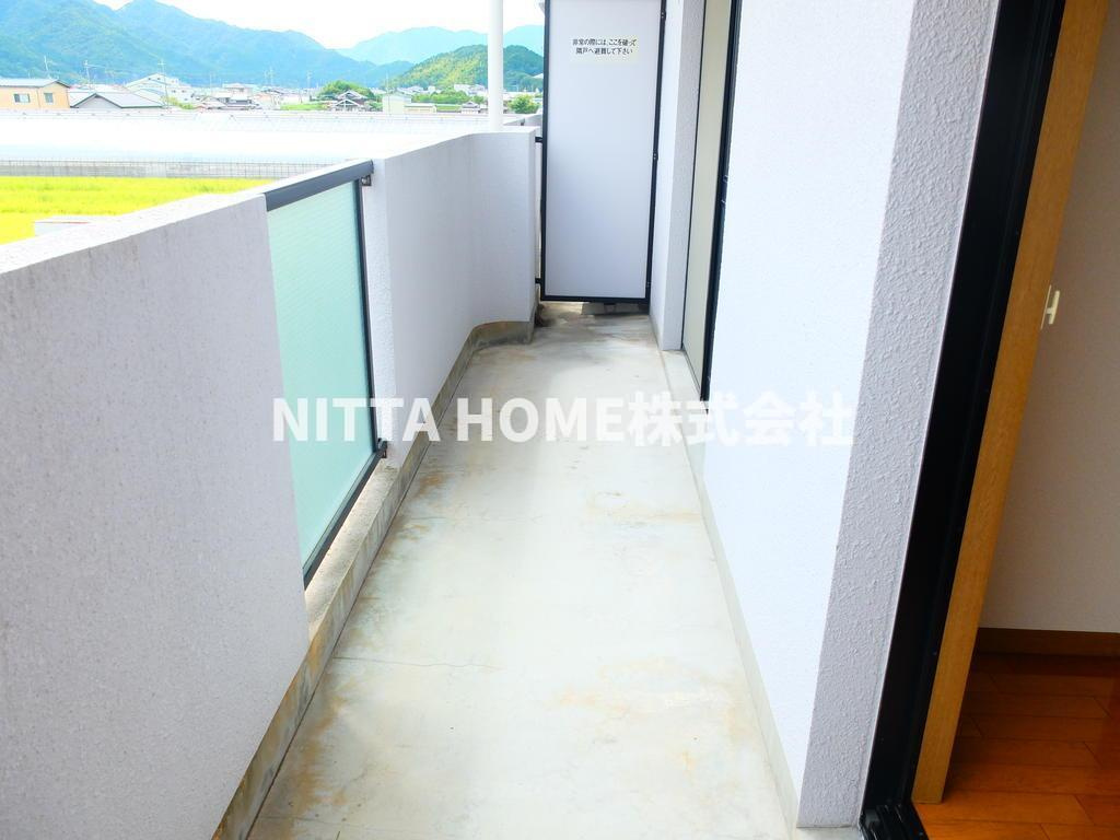 丹波市柏原町南多田の賃貸マンションのバルコニー|日当たり良好です(=^・^=)