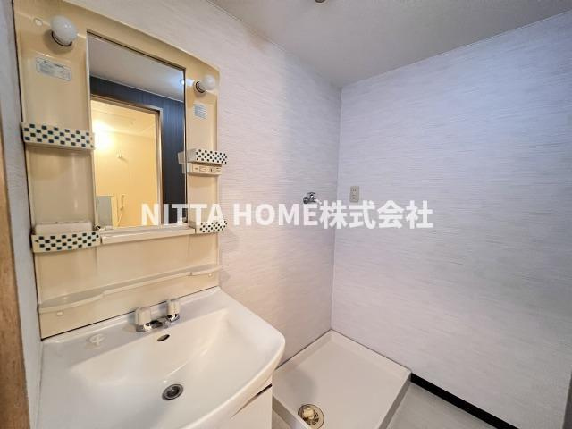 丹波市柏原町南多田の賃貸マンションの洗面所|便利な独立洗面台あり◎