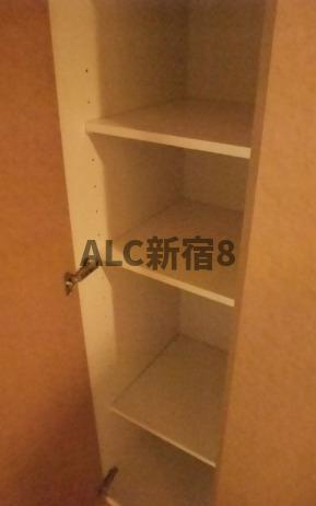 ルーブル下北沢弐番館の収納