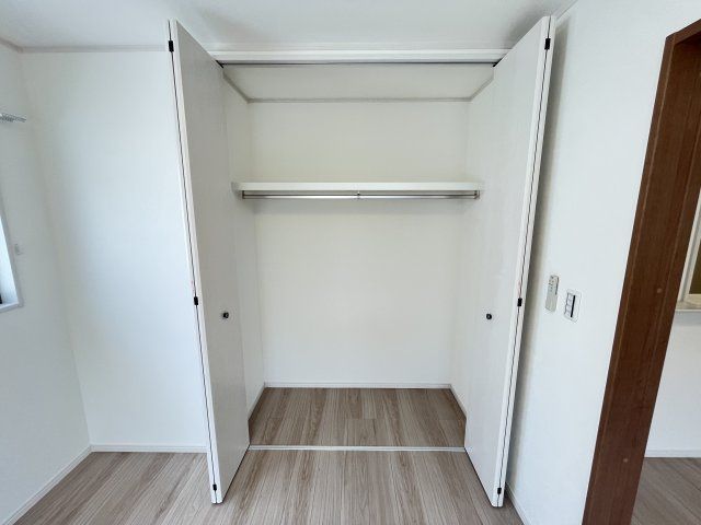 サンライズ柏明原の収納