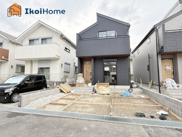 神戸市西区狩場台2丁目　全2棟　2号棟　新築戸建のエントランス|●年中無休：当日予約可●西区、垂水区、明石市初。弊社は契約前に新築戸建の住宅診断を無料で行っています