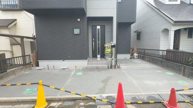●3(土)4(日)現地説明会！　大和郡山市小泉町　限定1邸の駐車場|駐車スペース！散水栓があるので、こまめに愛車を洗えます！