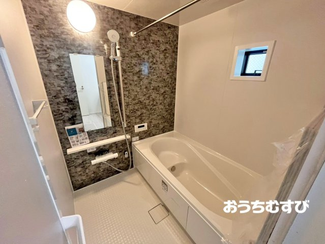 守山区西島町015⑤(全5棟)の浴室