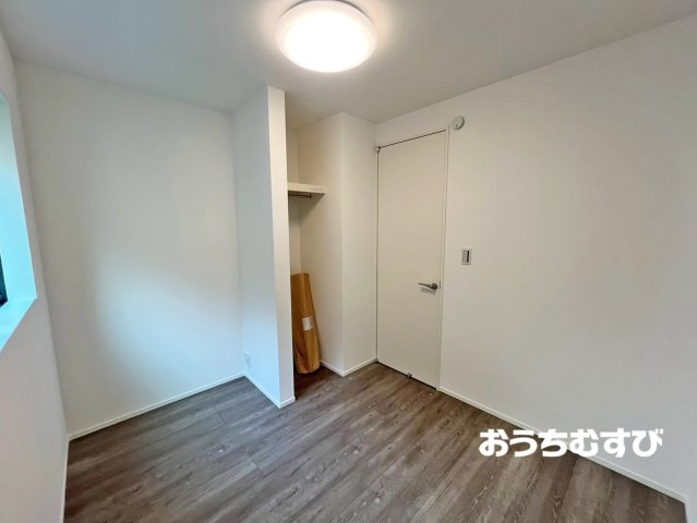 守山区西島町015⑤(全5棟)の洋室
