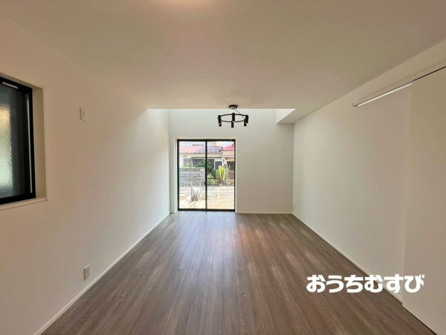 守山区西島町015⑤(全5棟)の居間・リビング