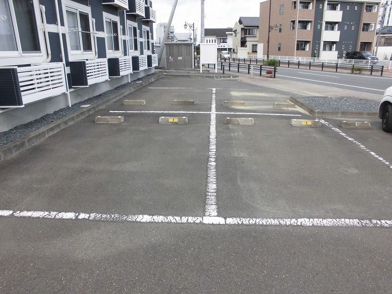レオネクストユーカリ旭町の駐車場|福島　原町　相馬　双葉　家具　家電　社宅　マンスリー