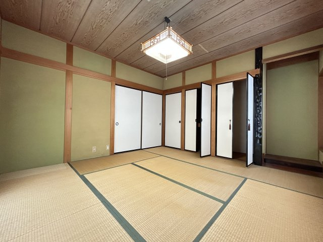 知多郡美浜町美浜緑苑2丁目の和室|1階和室8帖